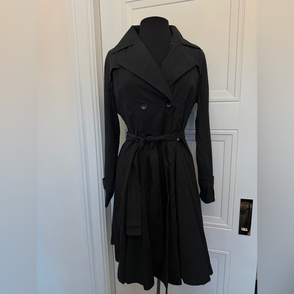 NWT SOLITAIRE BLACK TRENCH COAT SWING DRESS MEDIUM